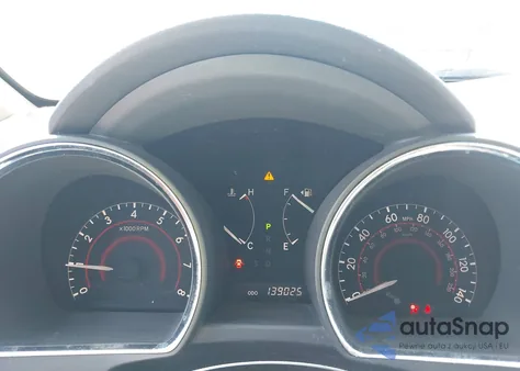 2011 Toyota Highlander Se V6 z USA, uszkodzony, nr VIN 5TDBK3EH9BS050298